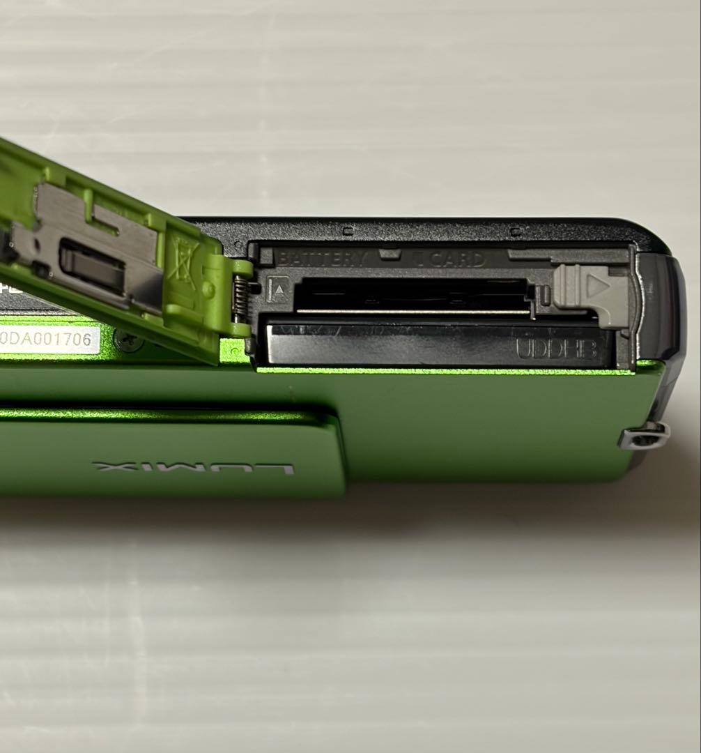 Panasonic LUMIX DMC-FP1グリーン