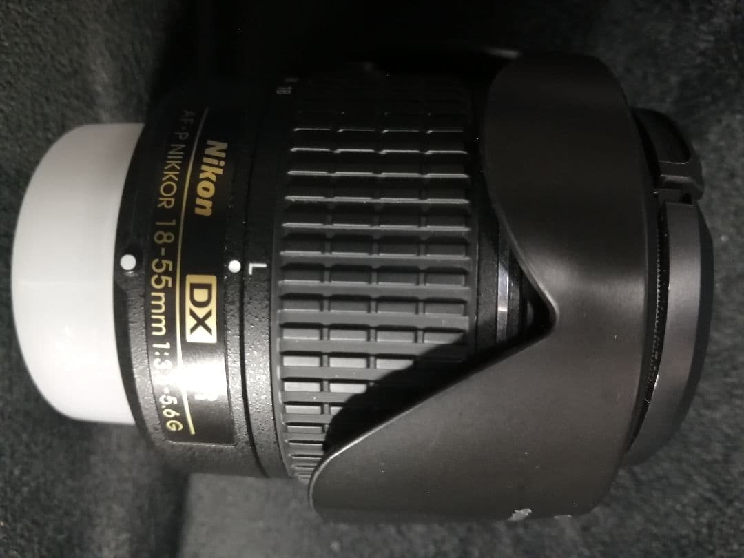 中古美品　Nikon D5600 デジタル一眼レフカメラ　ダブルズームキット