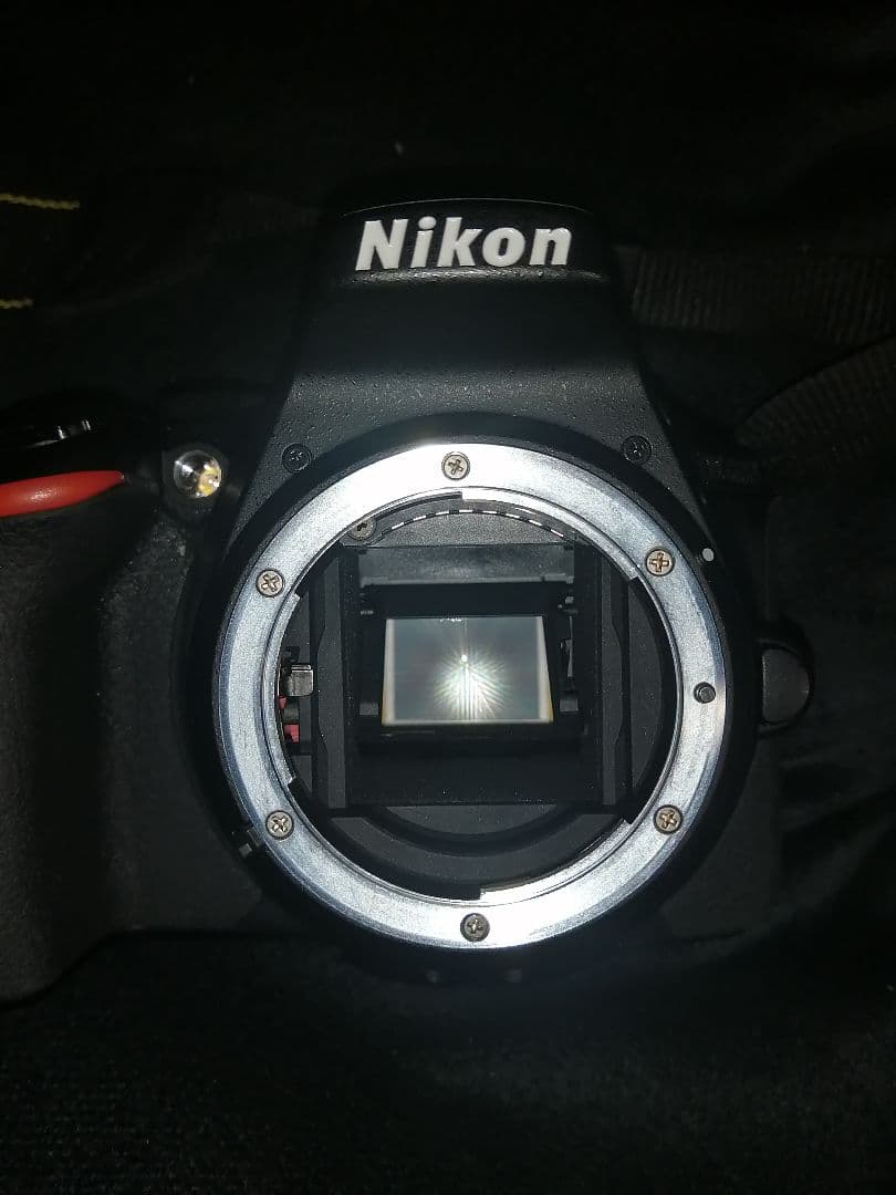 中古美品　Nikon D5600 デジタル一眼レフカメラ　ダブルズームキット