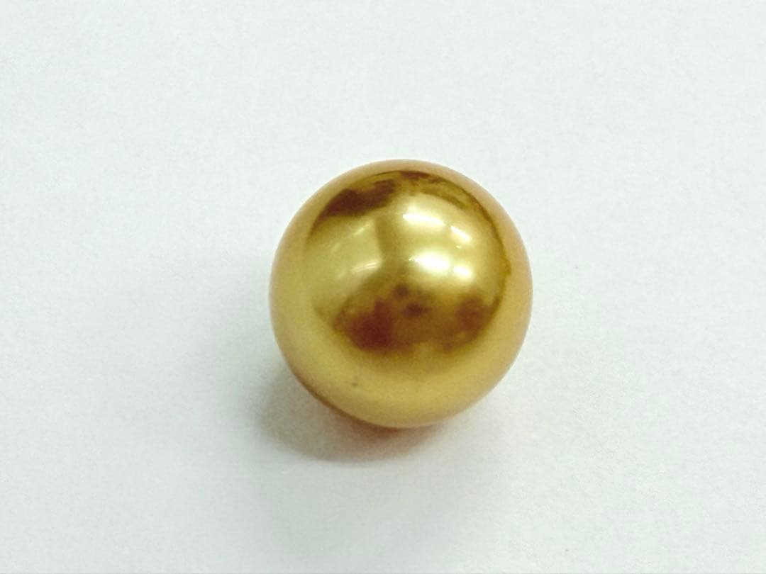 白蝶真珠ナチュラルゴールデン K18チャーム