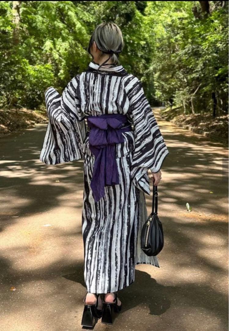 購*ん様 浴衣2点セット　オリジナルペイント柄浴衣+兵児帯