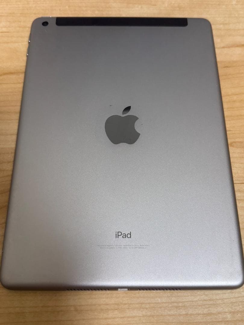 iPad 第5世代 32GB Apple Wi-Fi+cellular