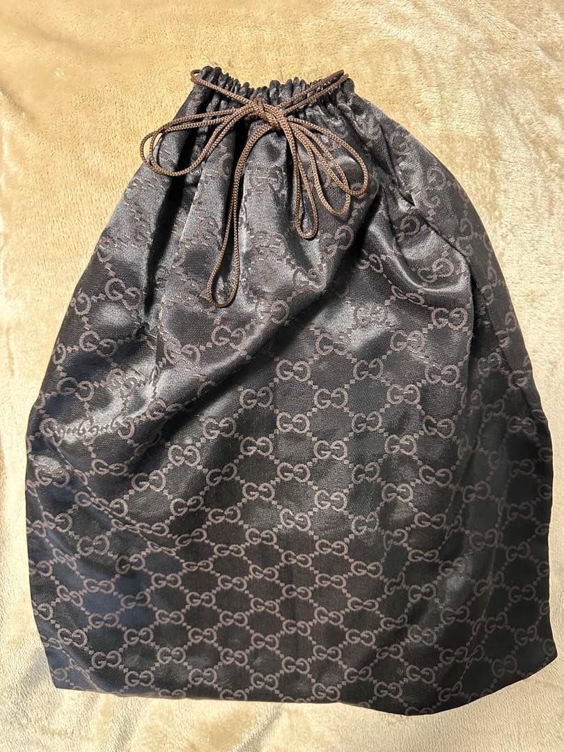 GUCCI GGキャンバス レザーバッグ