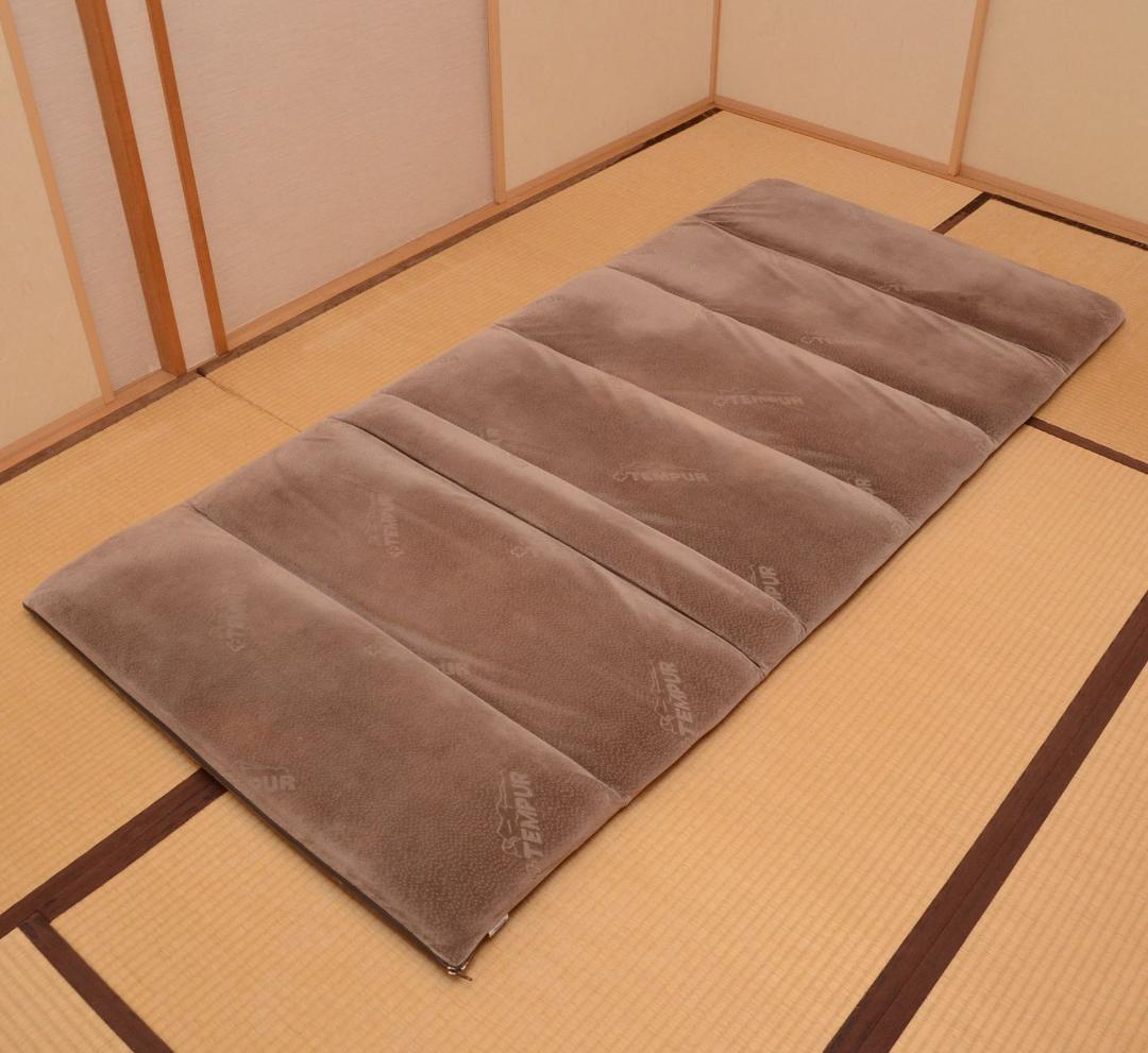 テンピュール低反発シングルマットレス　フトンデラックス　デンマーク製定価10万円