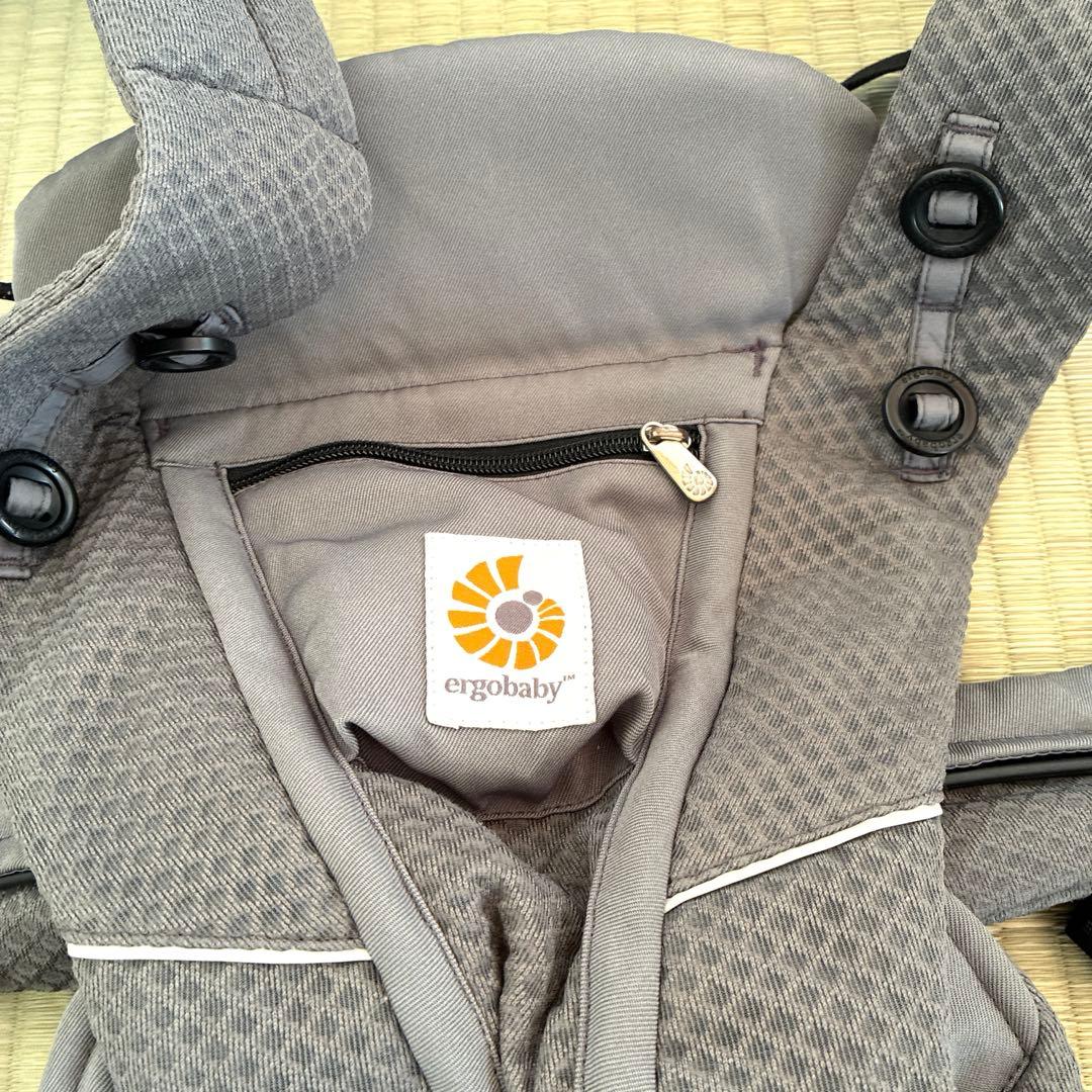 美品　エルゴベビー　ベビーキャリアオムニブリーズ