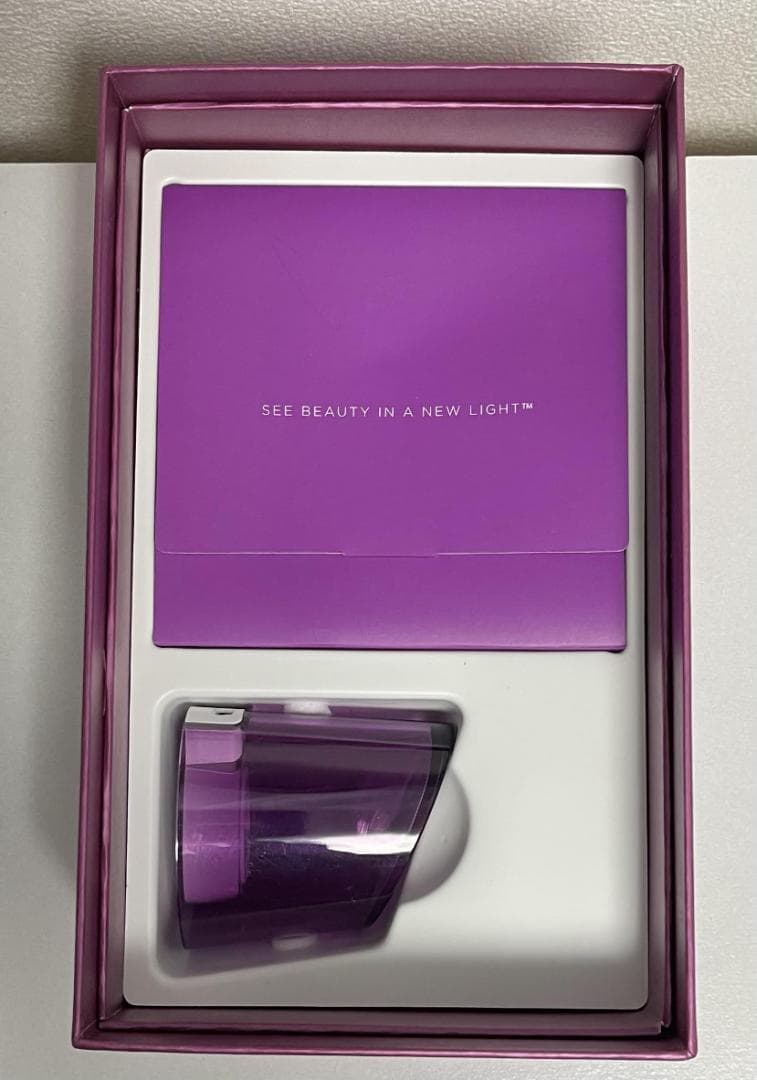 (ほぼ未使用)　トリア　スキンエイジングケアレーザー