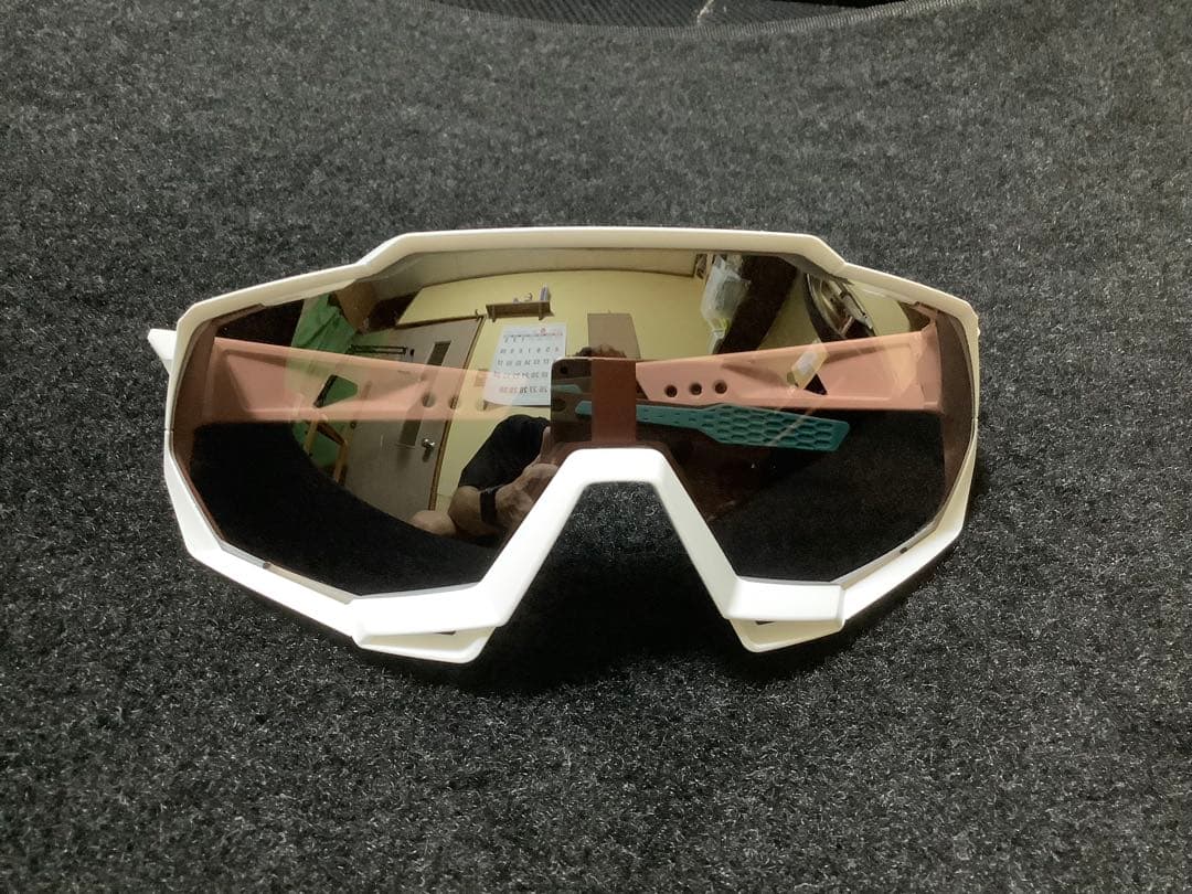 100% Speedtrap BORA限定カラー サングラス