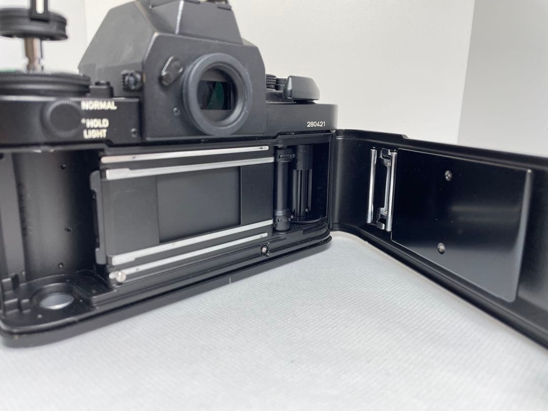 訳あり Canon New F-1 AE + New FD 50mm f1.8