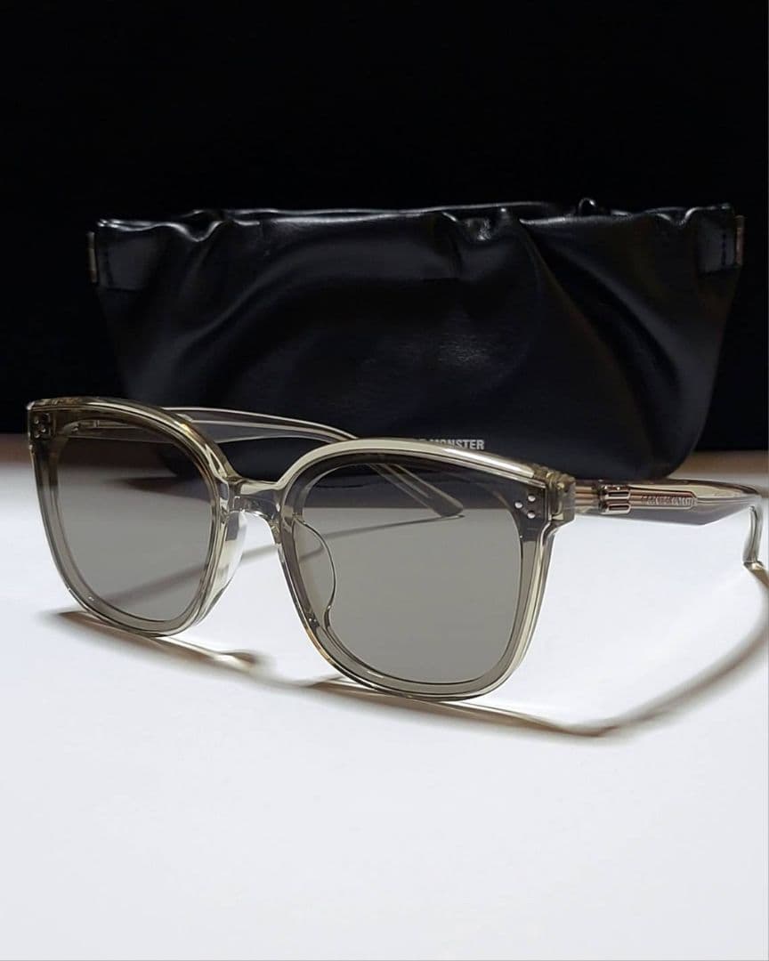 ◆GENTLE MONSTER◆サングラス　BY Col.BRC11　ケース付き