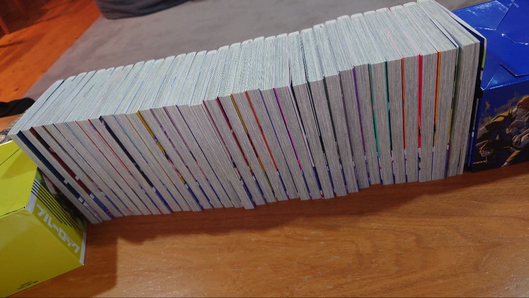 【美品】ブルーロック 33巻セット　全巻セット　収納BOX付、全巻帯付