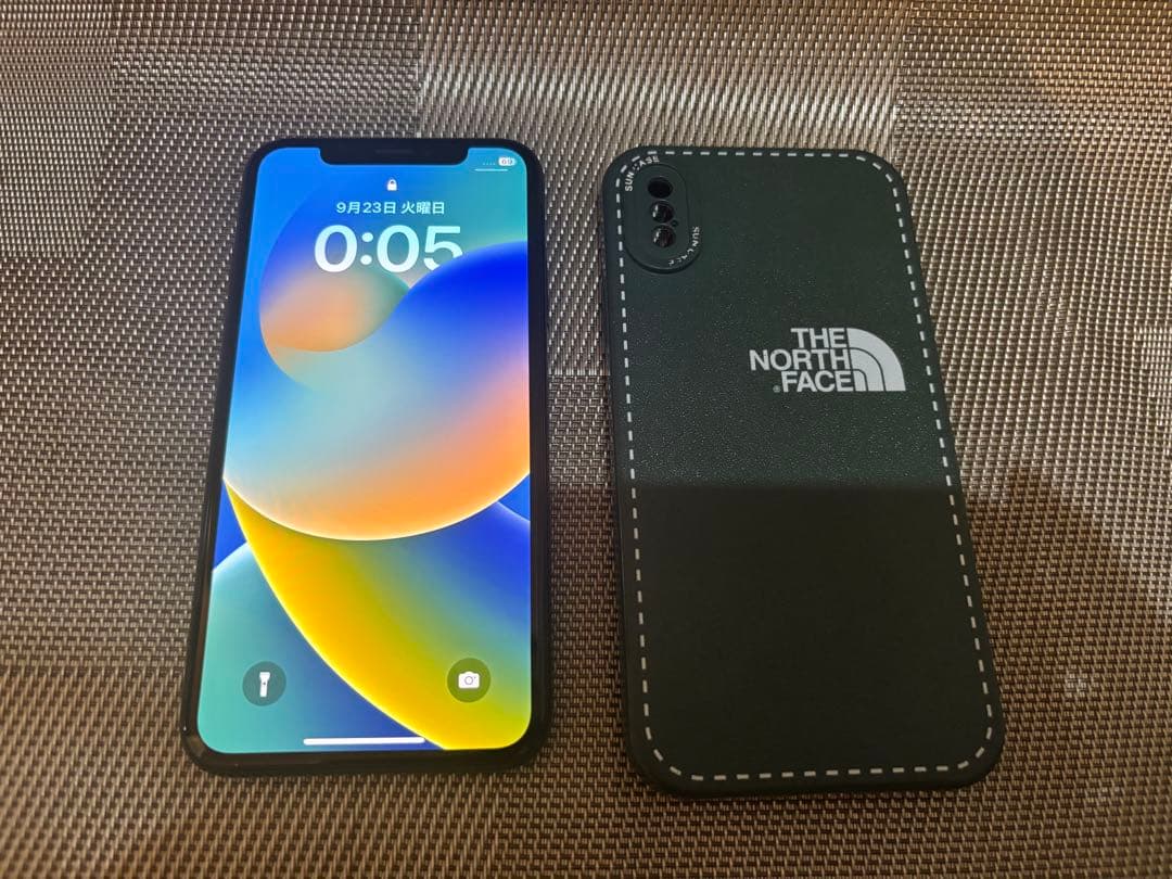 iPhone X スペースグレー + ケース付き256GB