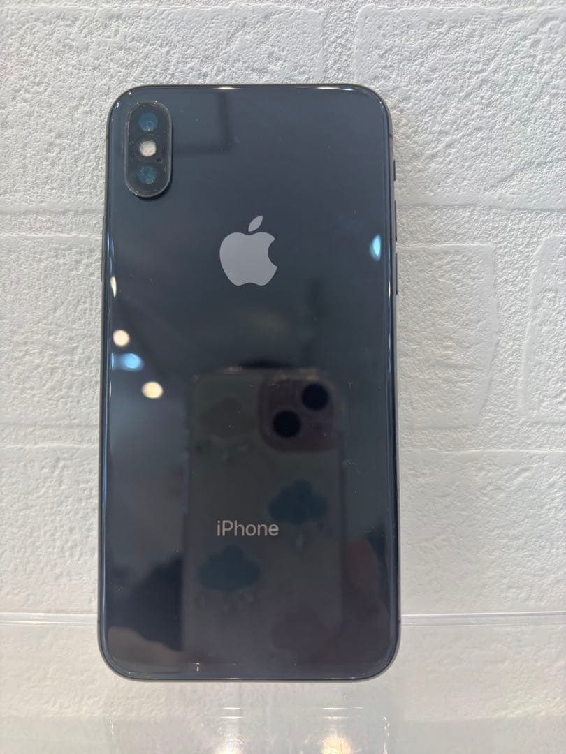 iPhone X スペースグレー + ケース付き256GB