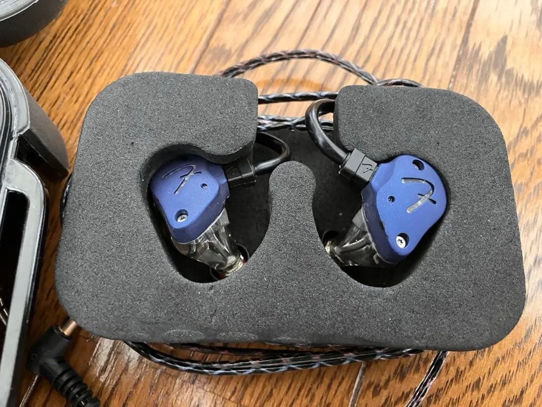 fender TEN2 イヤーモニター