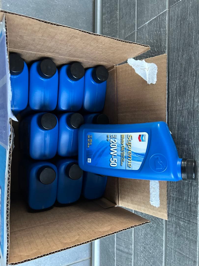 シェブロン　20w50 エンジンオイル