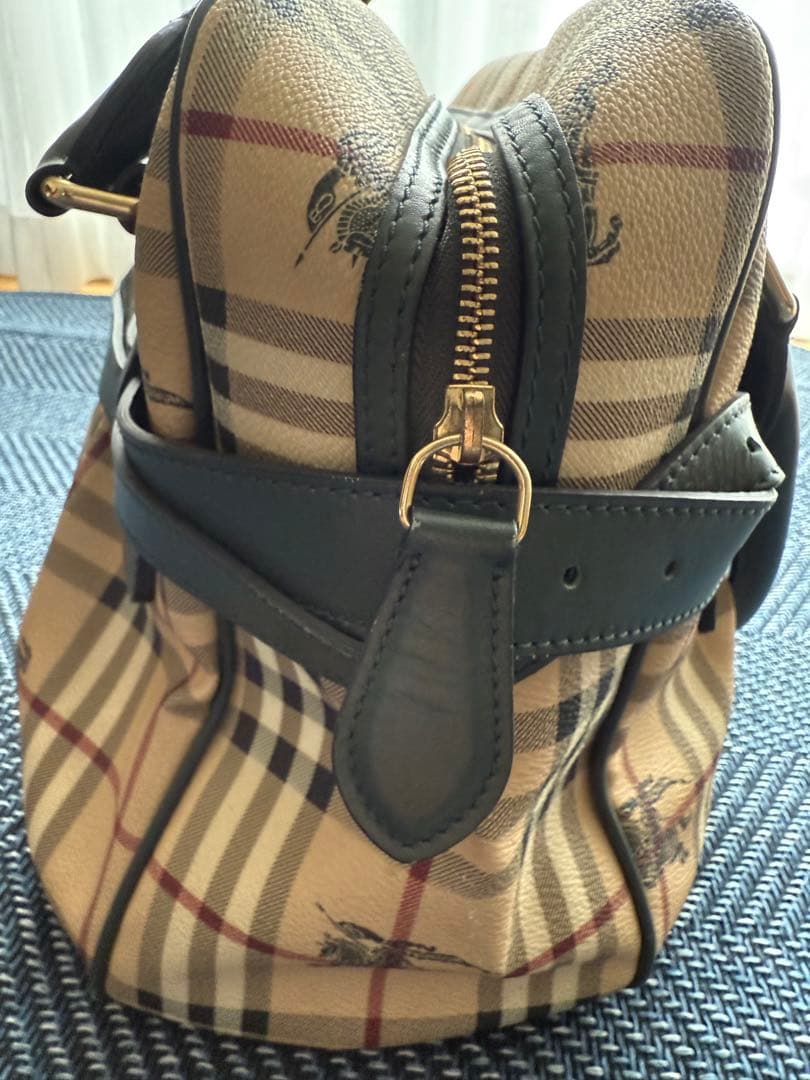 バーバリー　チェック柄　イタリア製　ボストンバッグ