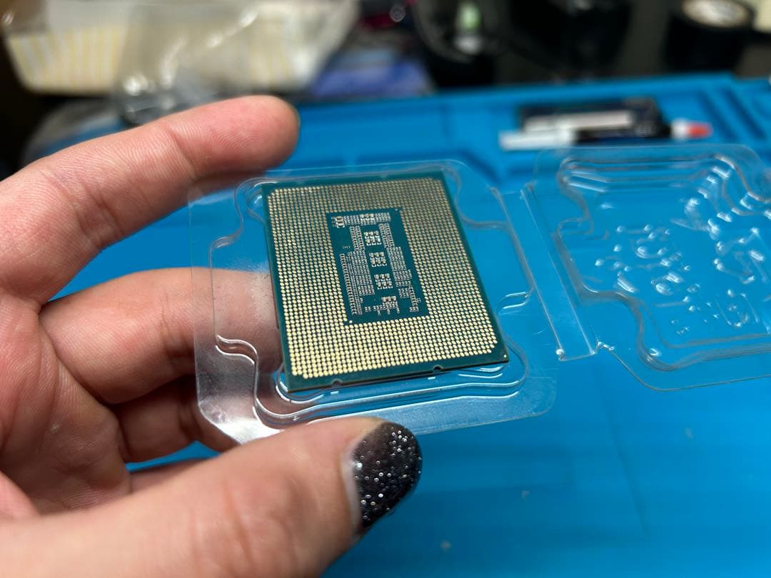 パ*亭様 Intel Core i9-14900KF ジャンク品扱い