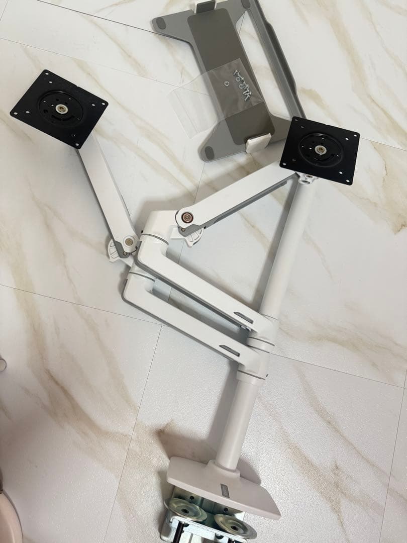 デュアルモニターアーム クランプ式 ホワイト