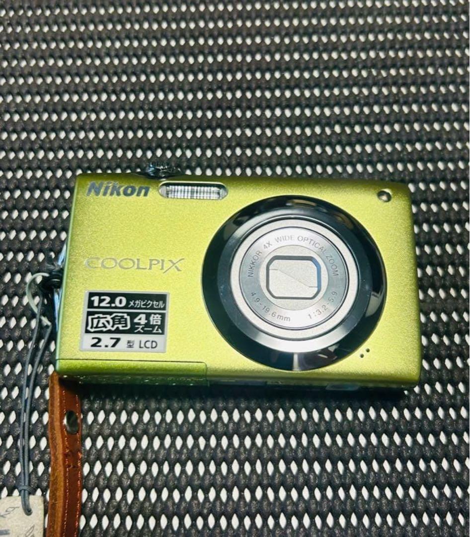 Nikon COOLPIX S3000 12.0メガピクセル グリーン 問題なし