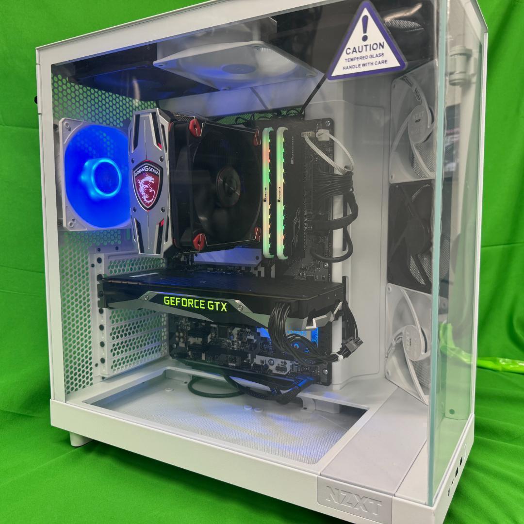 【白い高性能ゲーミングPC】Core i5 GTX1080 16GB SSD搭載