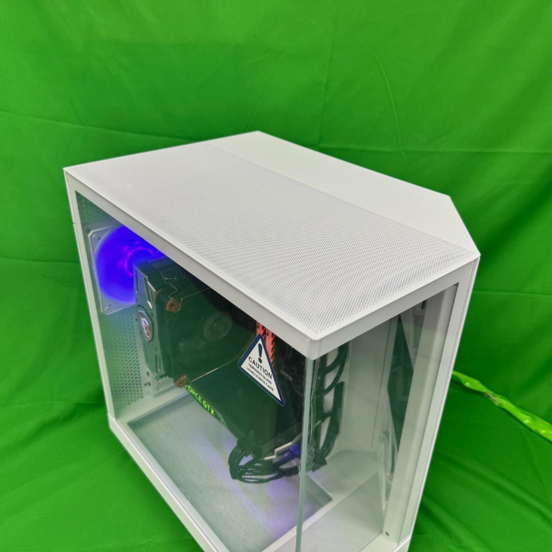 【白い高性能ゲーミングPC】Core i5 GTX1080 16GB SSD搭載