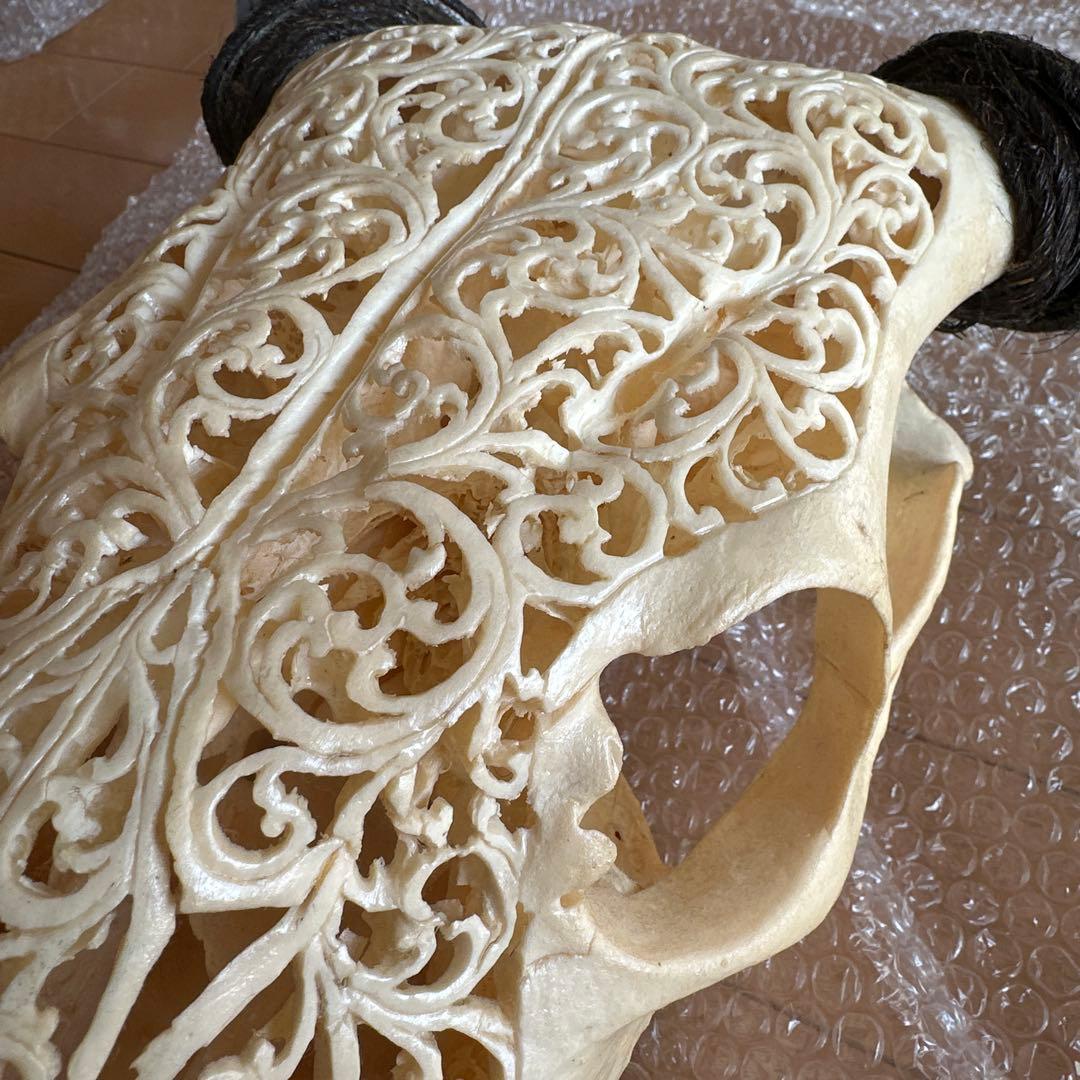 値下げしました！バッファロースカル　牛頭蓋骨　壁掛け彫像　カウボーイ　アメカジ