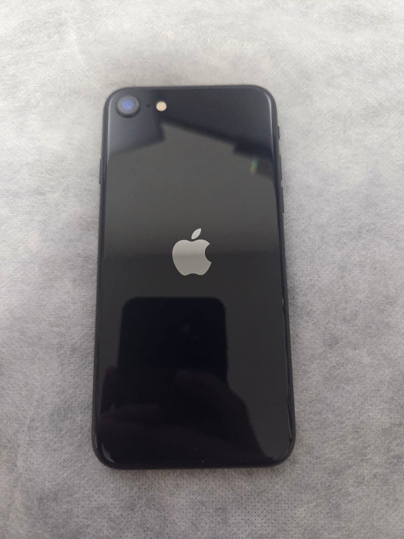 iPhone SE 3 中古 箱ケース他