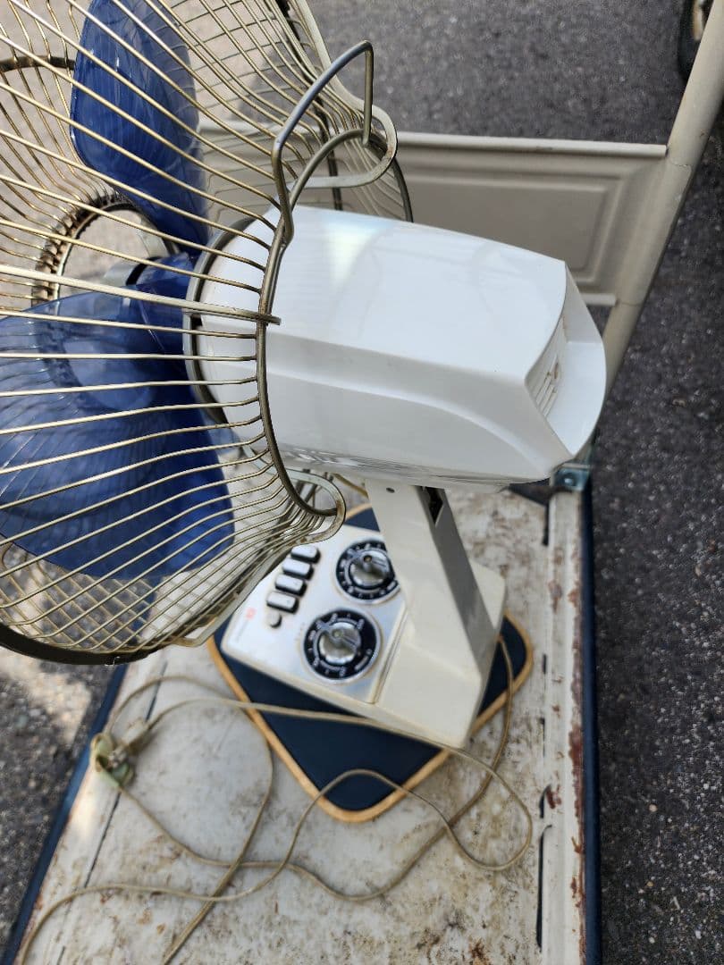 HITACHI D-626 日立 昭和レトロ 扇風機 アンティーク 　現状品