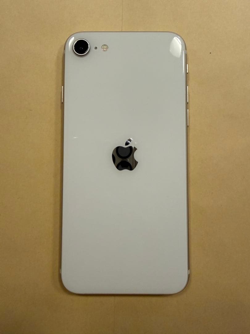 極美品 iPhone se3 ホワイト128GBバッテリー100% SIMフリー