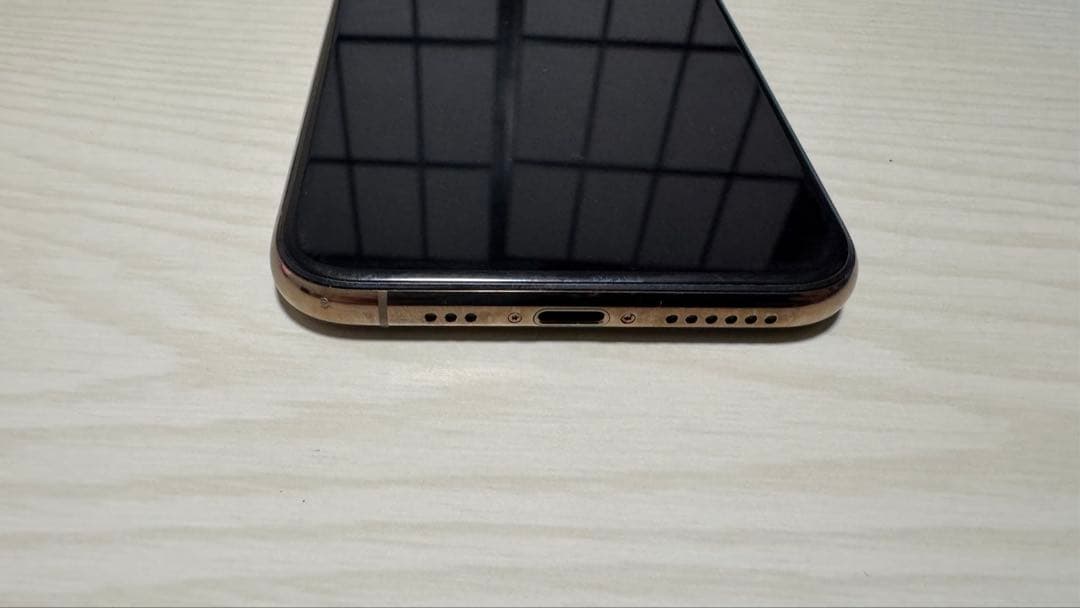 iPhone11Pro 256GB 87% ゴールド SIMフリー 美品