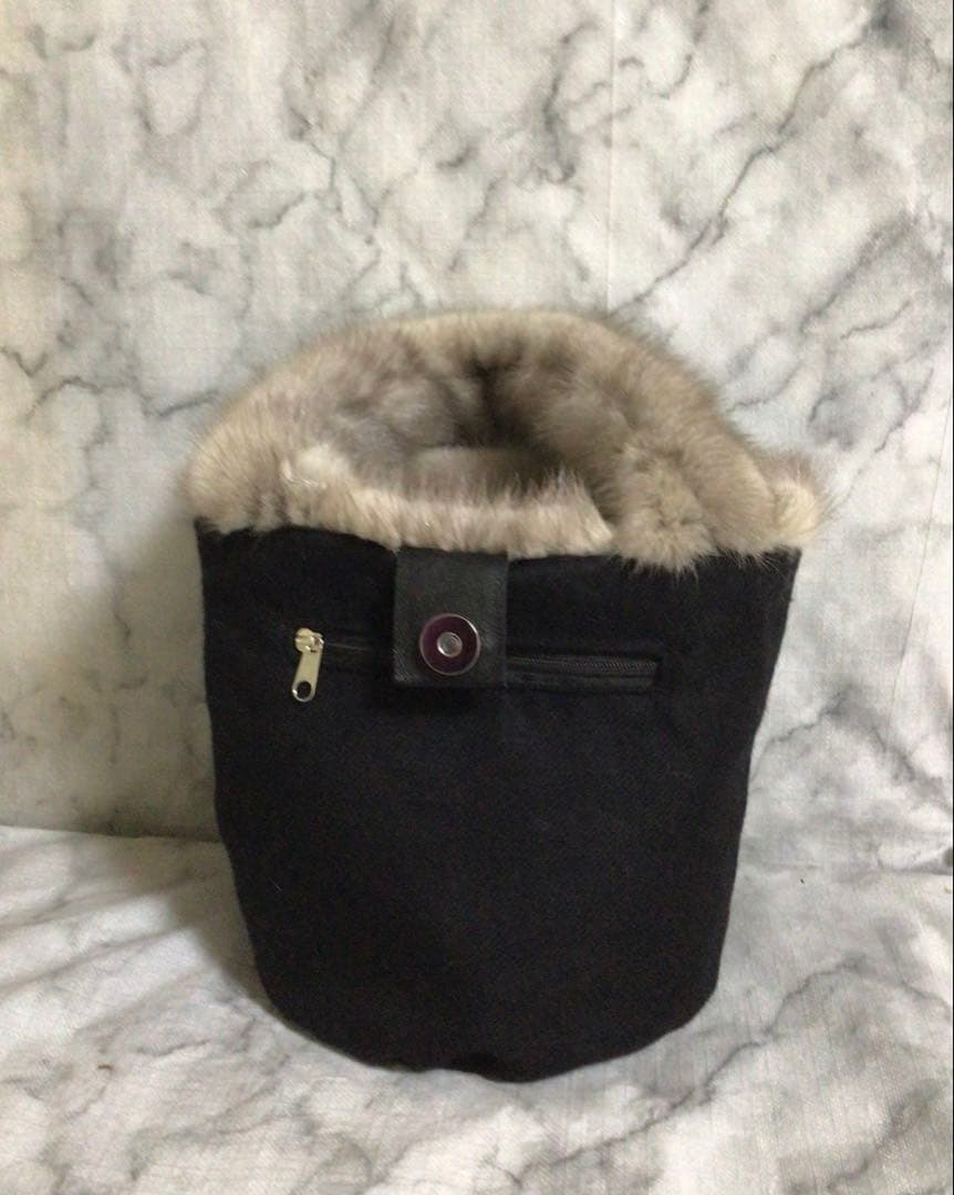 ハンドメイド・リメイクサファイアミンクリボン付きバッグぴこ