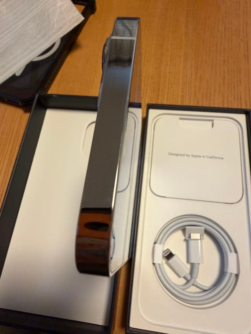 iPhone13promax silver 256GB casetify 本体