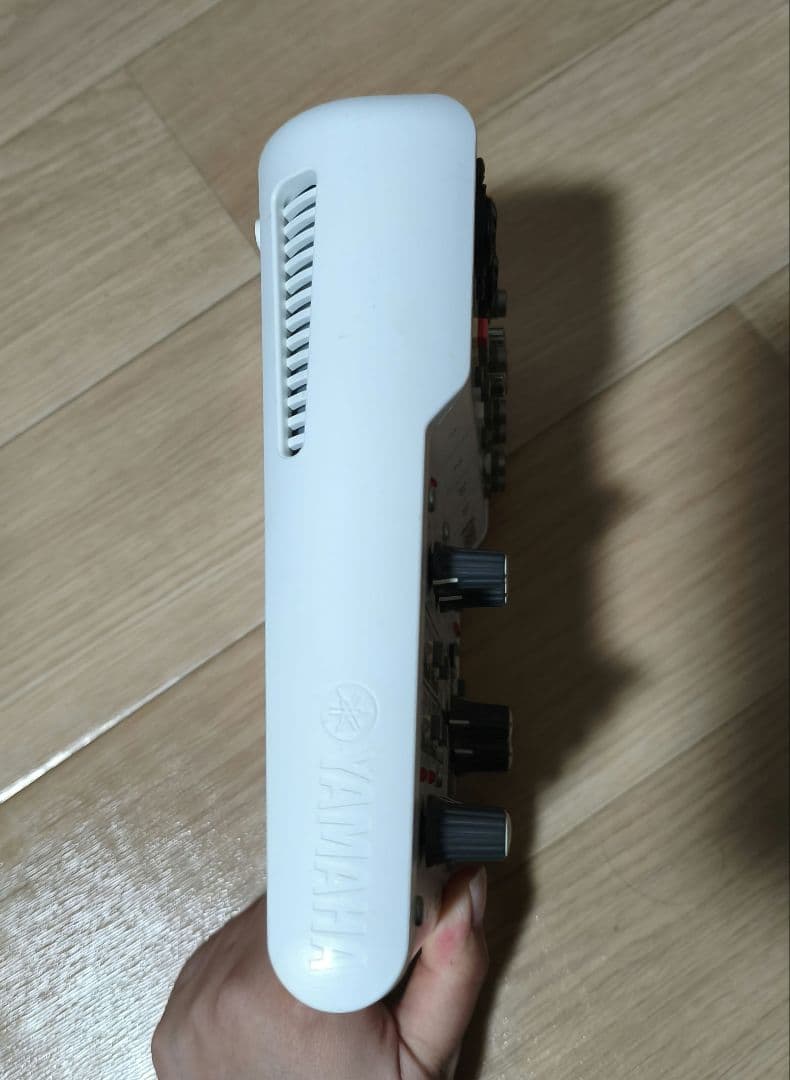 【汚れのため格安】Yamaha AG06 オーディオインターフェイス