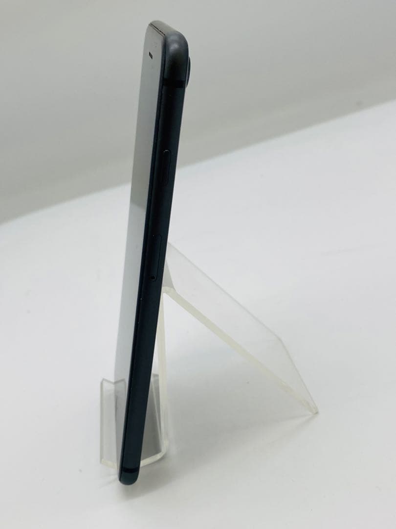 iPhone 8 Plus 64GB スペースグレイ　ジャンク