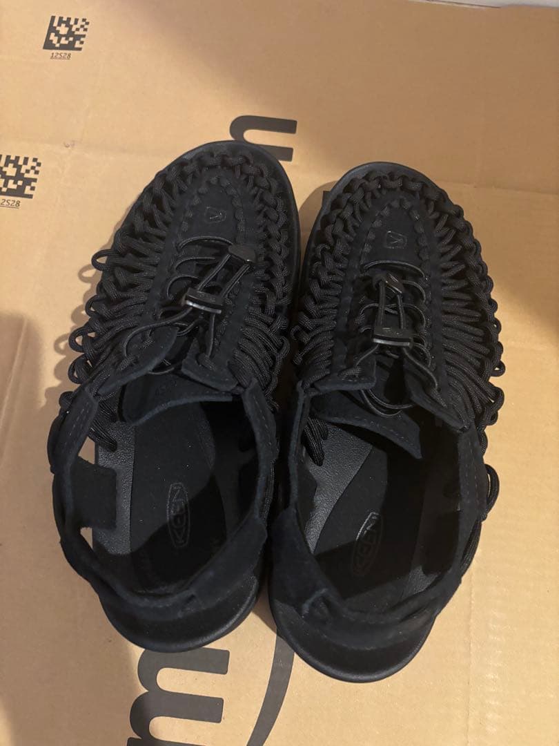 お値下げ中 新品未使用 Keen UNEEK ユニーク厚底モデル