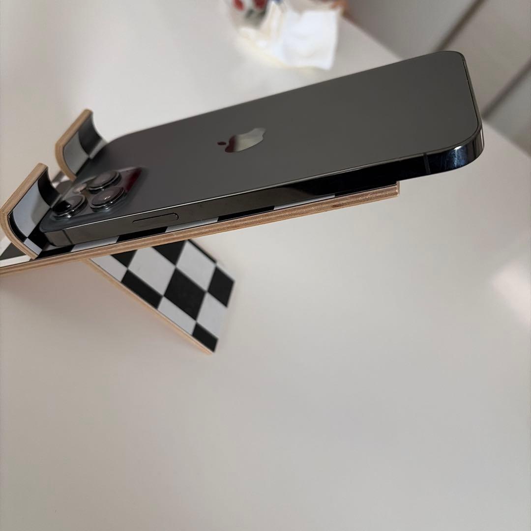 Apple iPhone 12 Promax グラファイト　SIMフリー