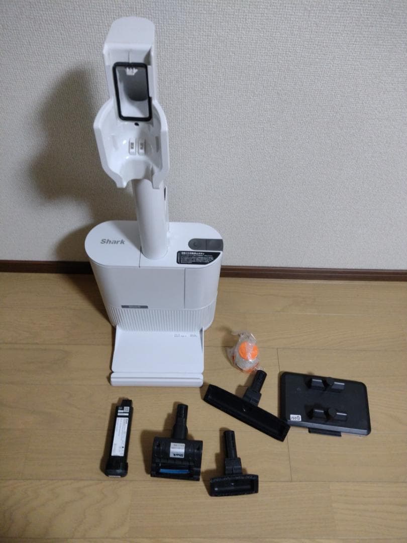 シャーク★コードレスクリーナー★CS150JRGAE★バッテリー新品と大差なし