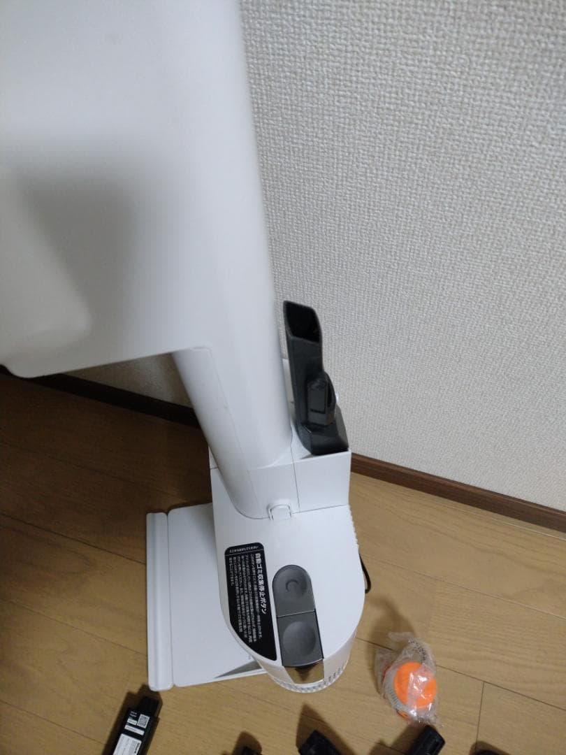 シャーク★コードレスクリーナー★CS150JRGAE★バッテリー新品と大差なし