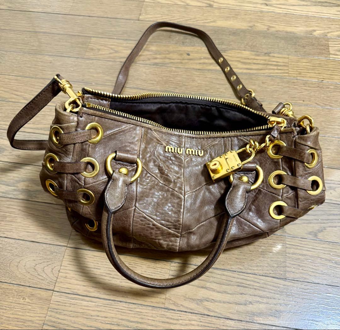 MIU MIU ブラウンレザートートバッグ美品