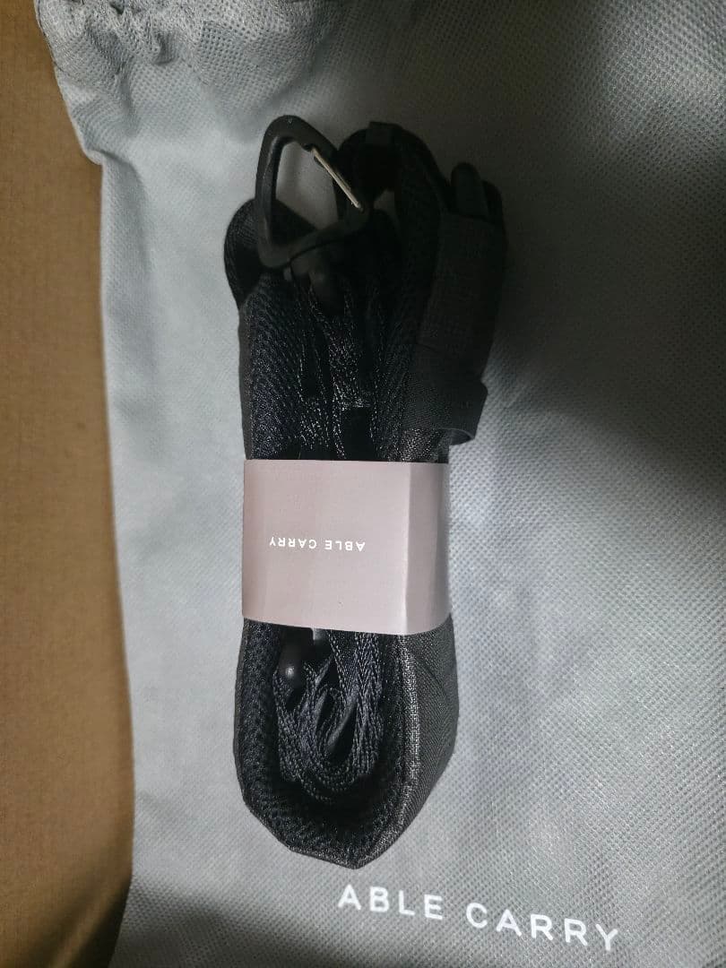 新品 ABLE CARRY Core Sling Ultra Black