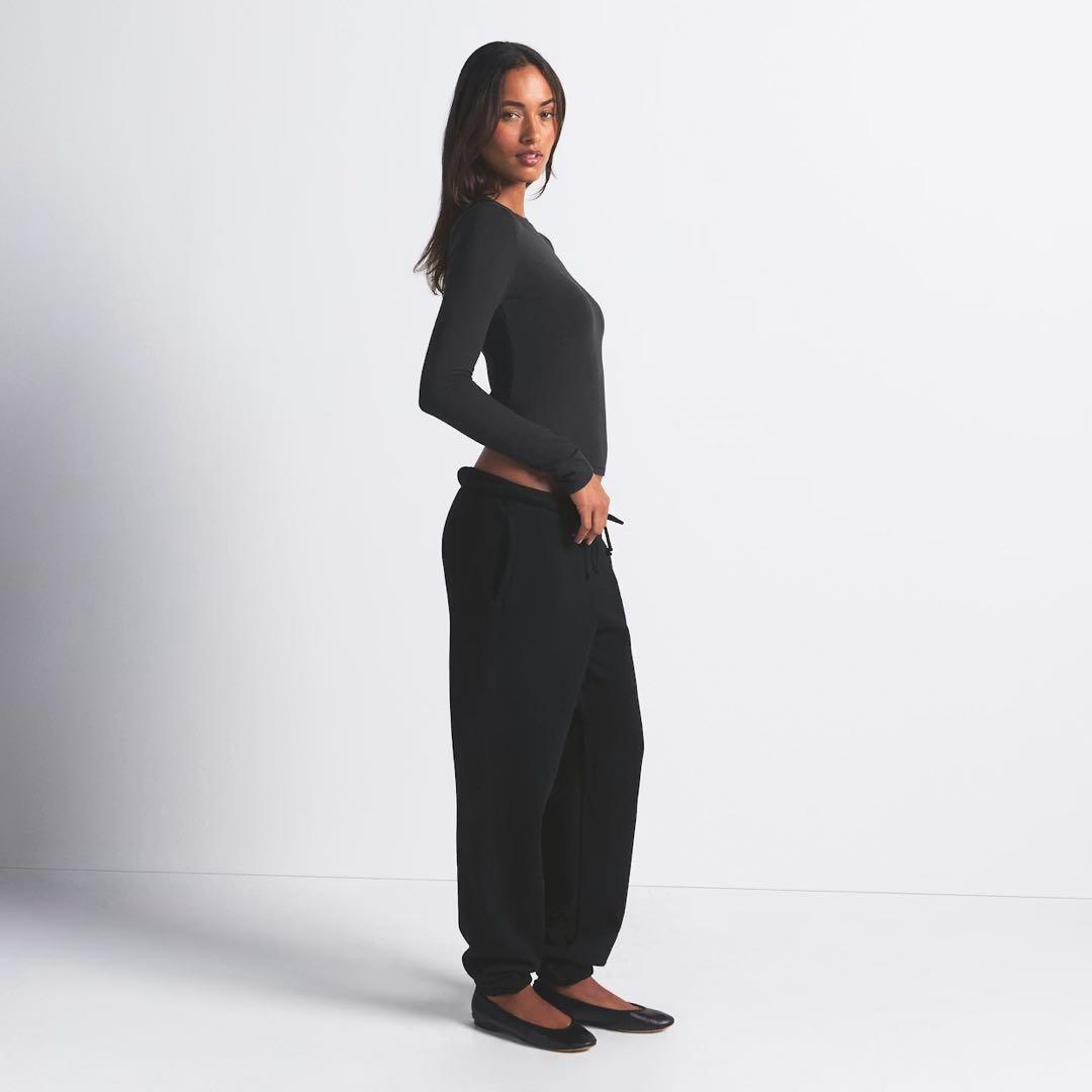 新品【skims】cotton jersey longsleeve S 黒