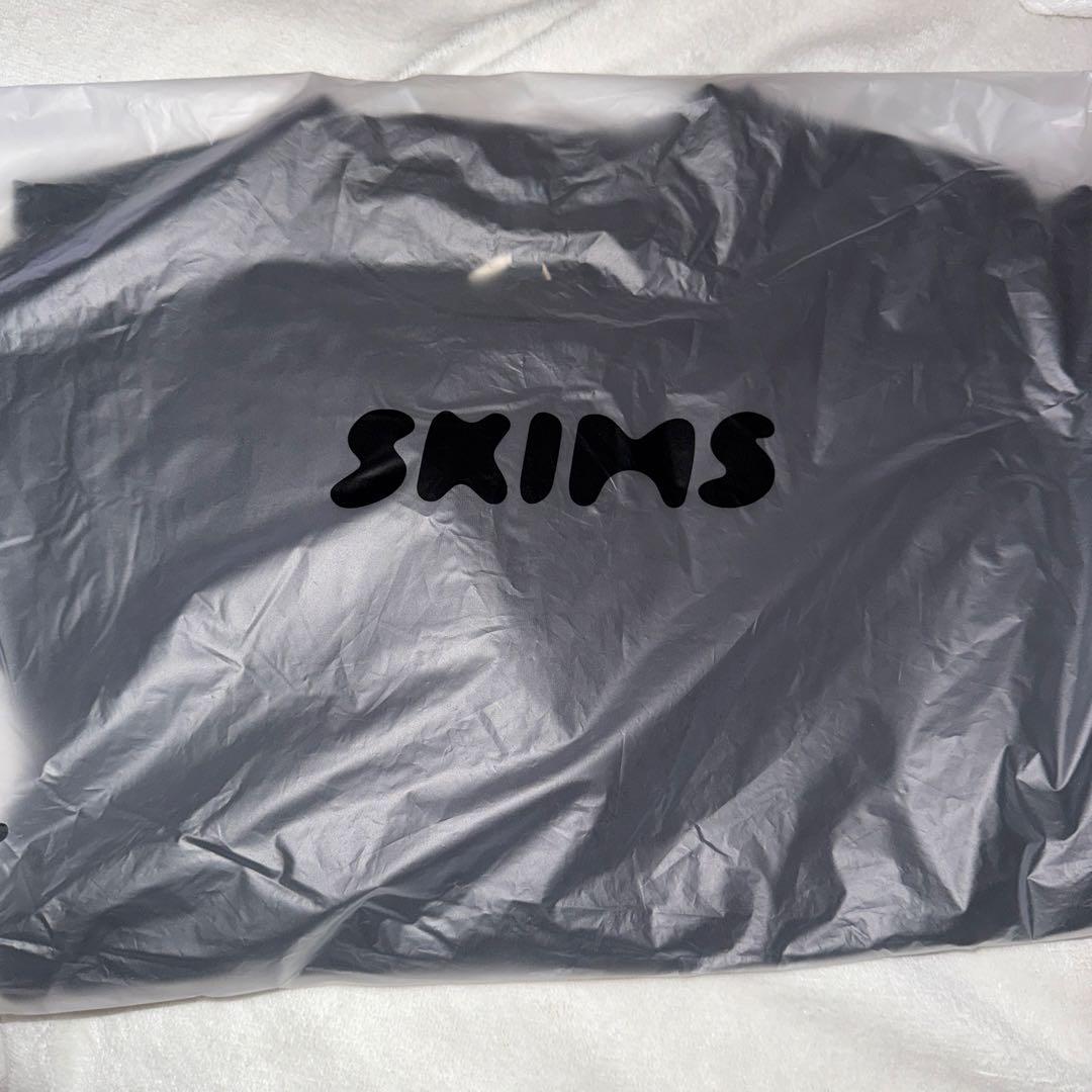新品【skims】cotton jersey longsleeve S 黒
