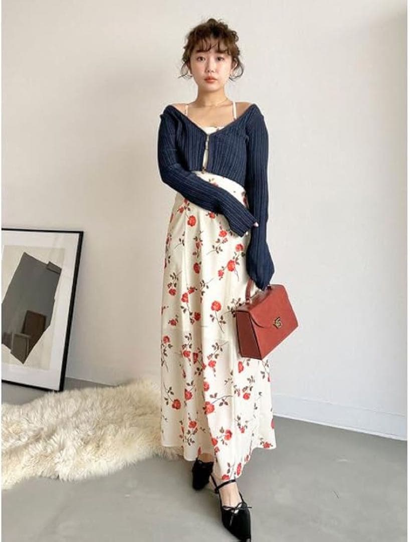 Maki【新品タグ付き】ニットカーデセットキャミワンピース　リリーブラウン