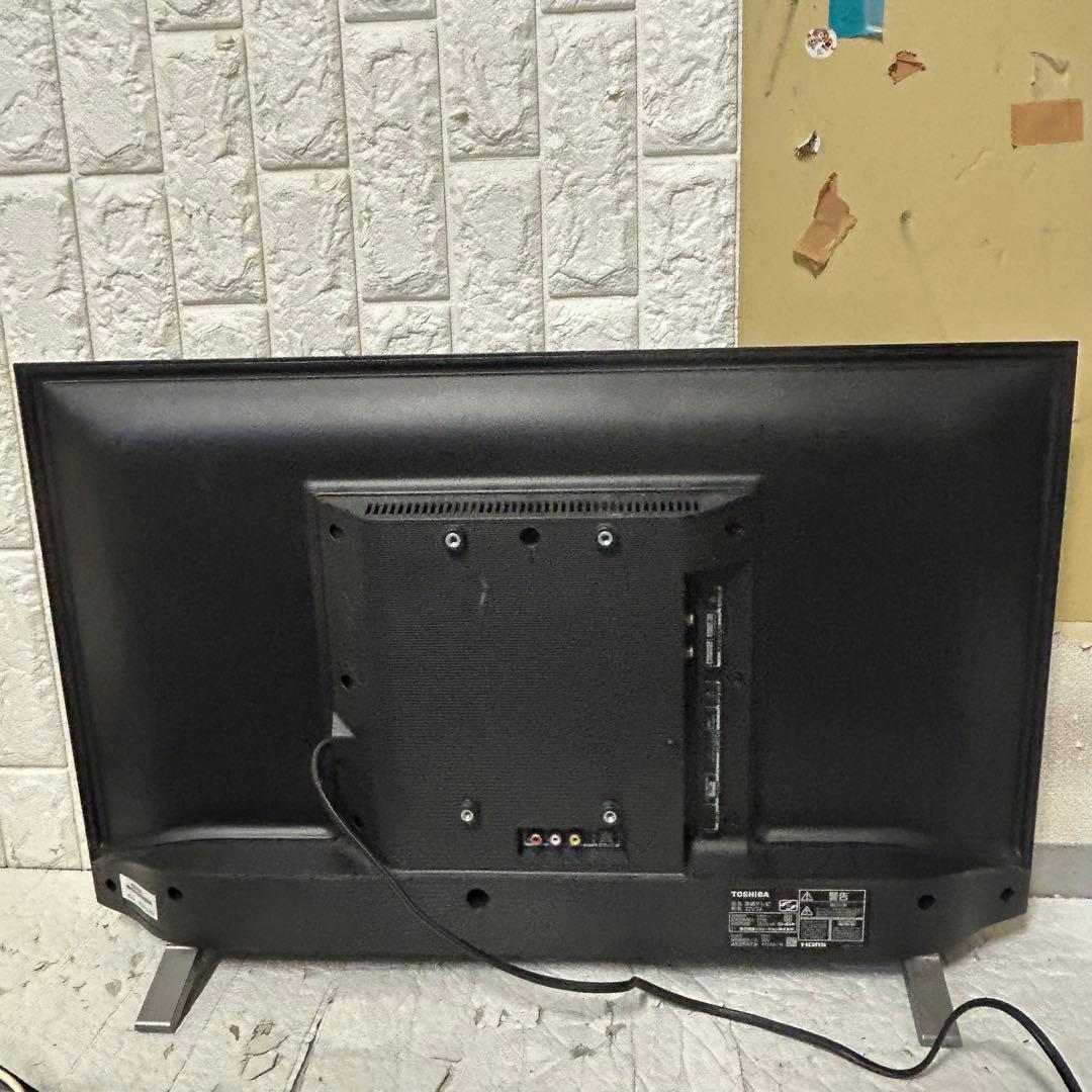 TOSHIBA 東芝 REGZA 22年製 32インチ 液晶テレビ　32V34
