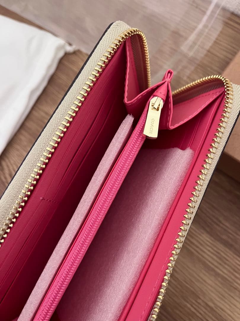 新品⭐︎COACH 財布 花柄 フラワー　長財布　ピンク