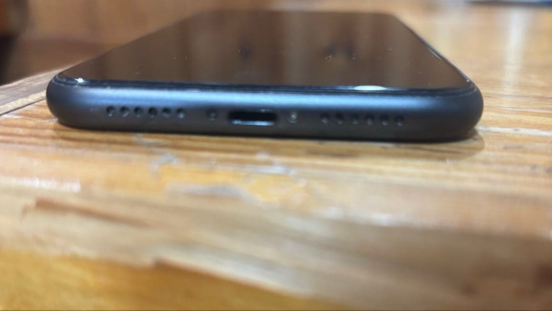 Apple iPhone 11 ブラック 64GB 本体 箱無し