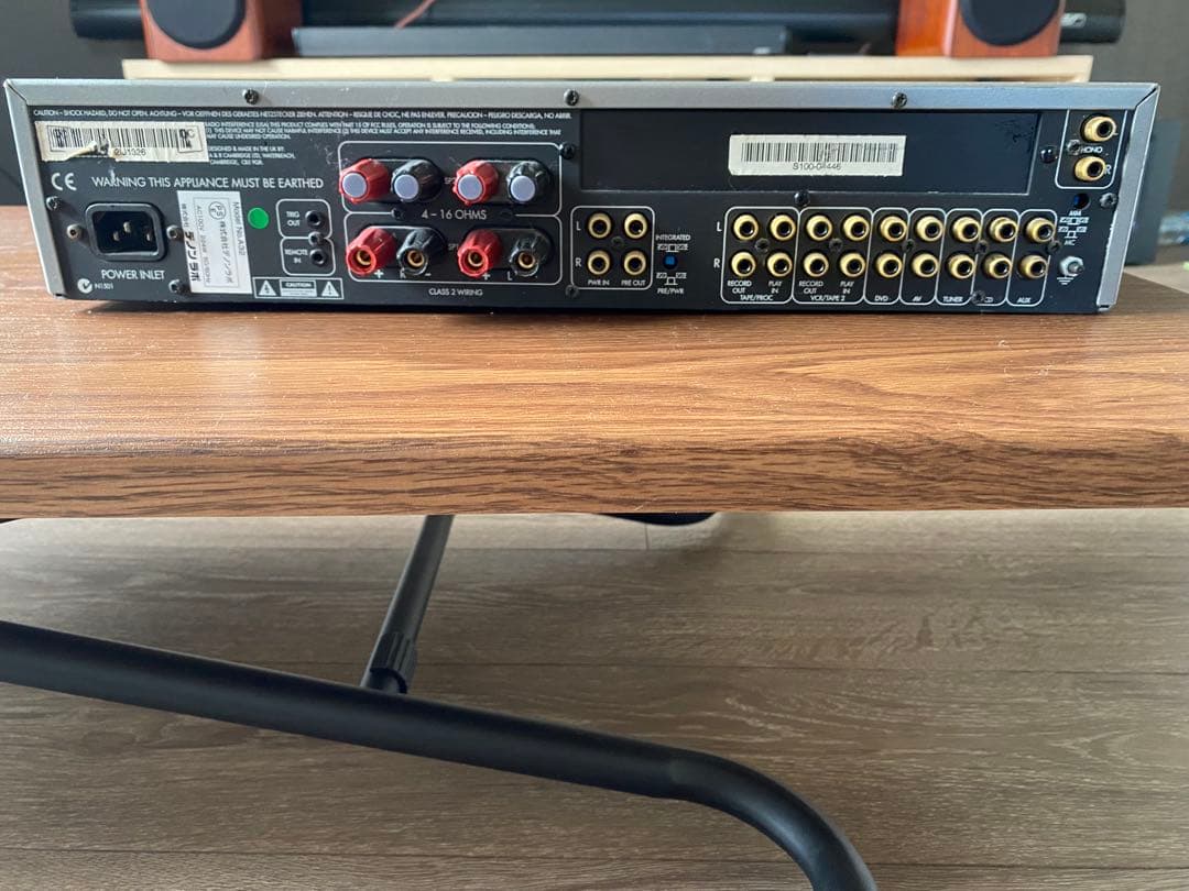 オリギスプリメインアンプ Arcam FMJ A32