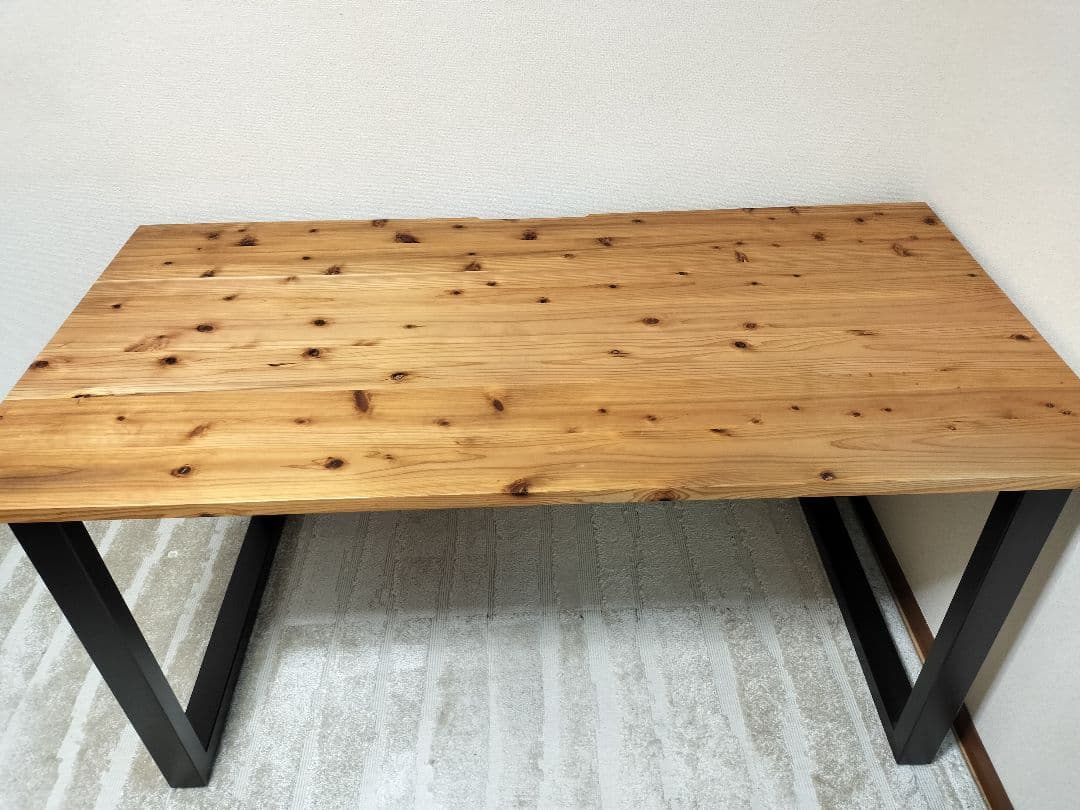 KANADEMONO THE TABLE /杉無垢材 × Black Steel