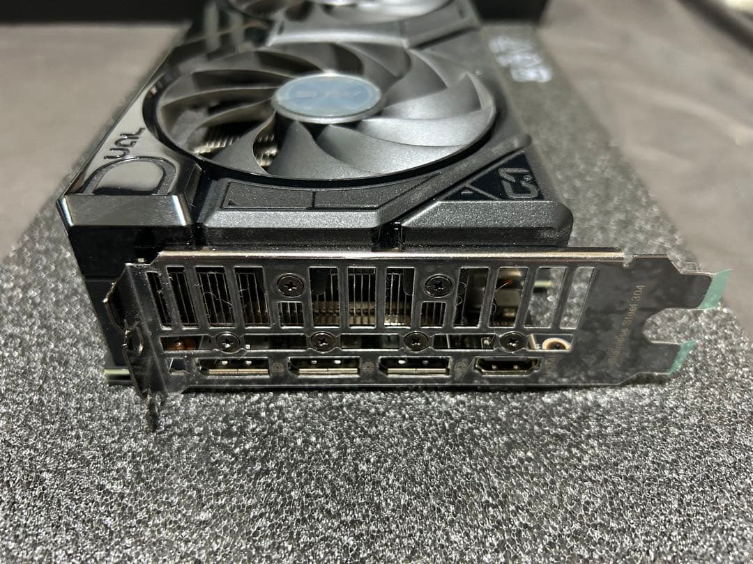 グラフィックボード・グラボ・ビデオカード ASUS GeForce RTX 4070 Super 12GB