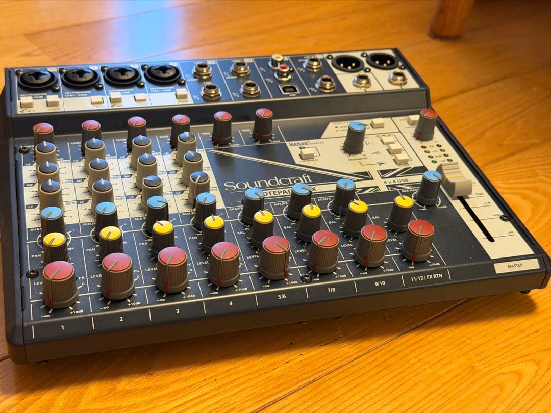 Notepad-12FX アナログミキサー