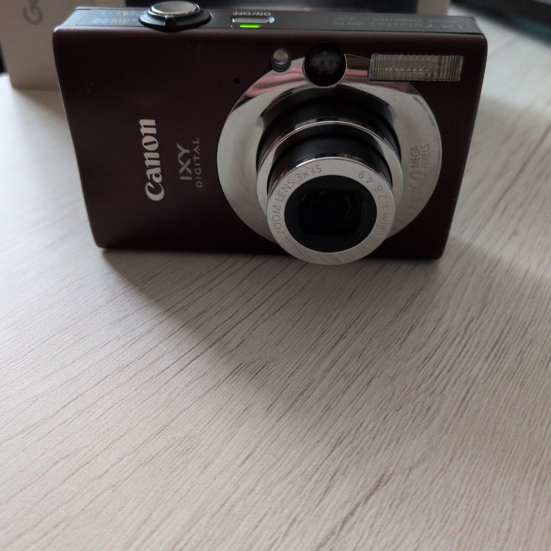 Canon IXY Digital 8.0メガピクセル ブラウン